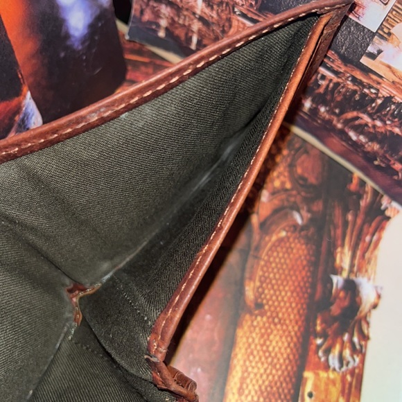 🦬 • 🪵 ORVIS x Buffalo … no Bill Vibes 👅• 🦬 - Picture 3 of 11